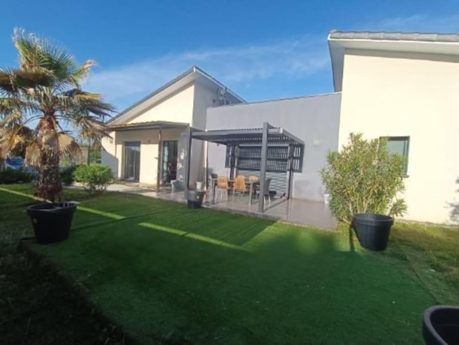Villa Des Rives Du Tarn Avec Jacuzzi Montans Exterior foto